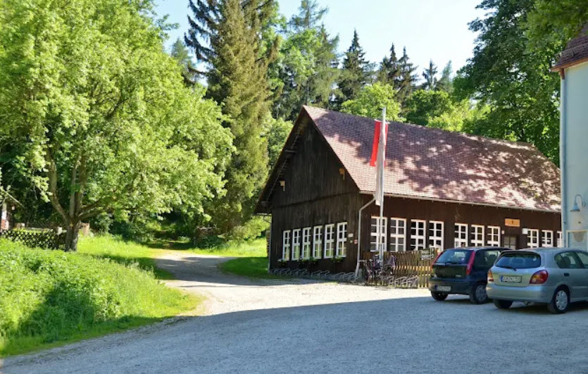 Jagdhaus Alte Bürghg, Germany